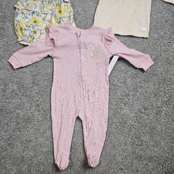 Nwt & Nwot Baby Girl Clothing Bundle 9–12 Months | 4-Piece Mixed Brand Set - Picture 2 of 5